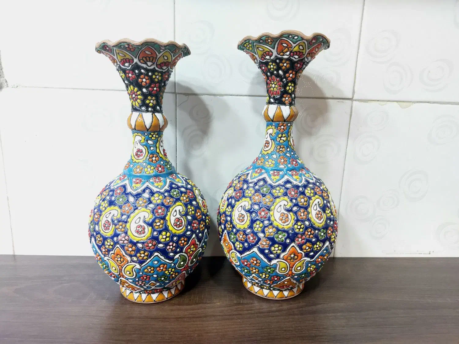 کوزه سفالی میناکاری شده|صنایع دستی و سایر لوازم تزئینی|شیراز, منطقه هوایی شهید دوران|دیوار