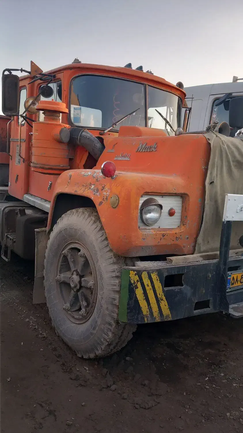 ماک|خودرو سنگین|فلاورجان, |دیوار