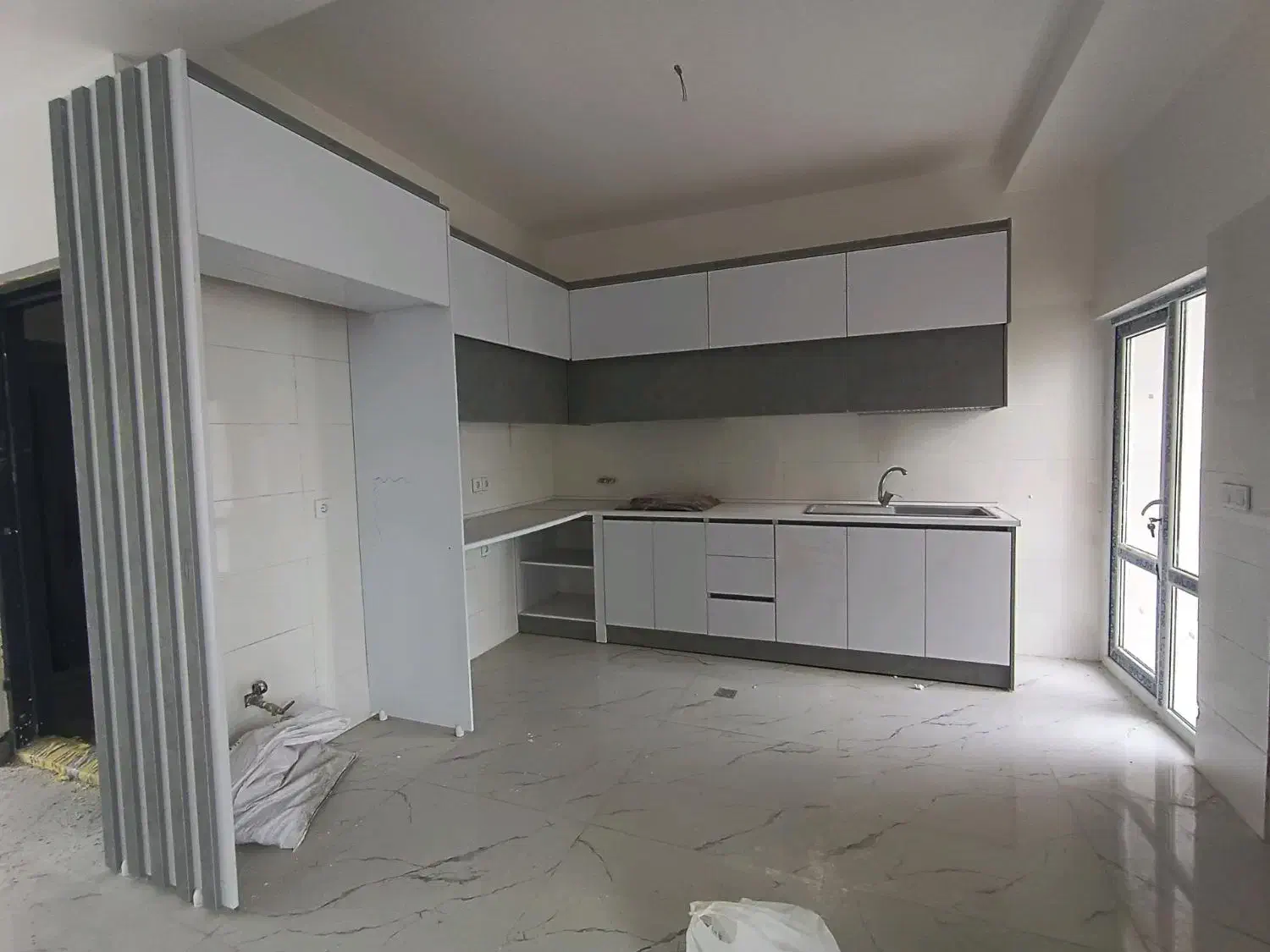 ۱۰۰ متر مرکز شهر ویو دریا کلید نخورده/ مستر + مطبخ|اجارهٔ آپارتمان|تنکابن, |دیوار