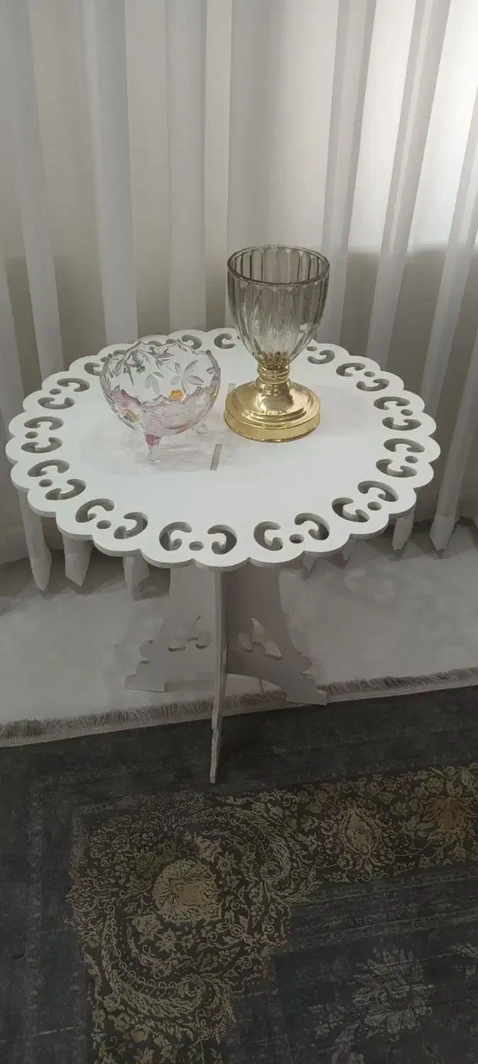 میز گرد|بوفه، ویترین، کنسول|مشهد, مشکینی (شهرک غرب)|دیوار