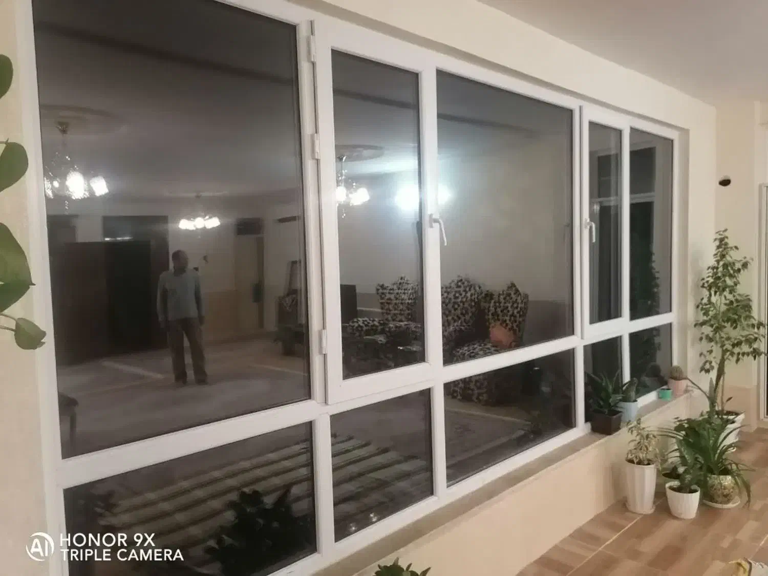 درب و پنجره دوجداره و شیشه و توری پلیسه|خدمات پیشه و مهارت|زنجان, |دیوار