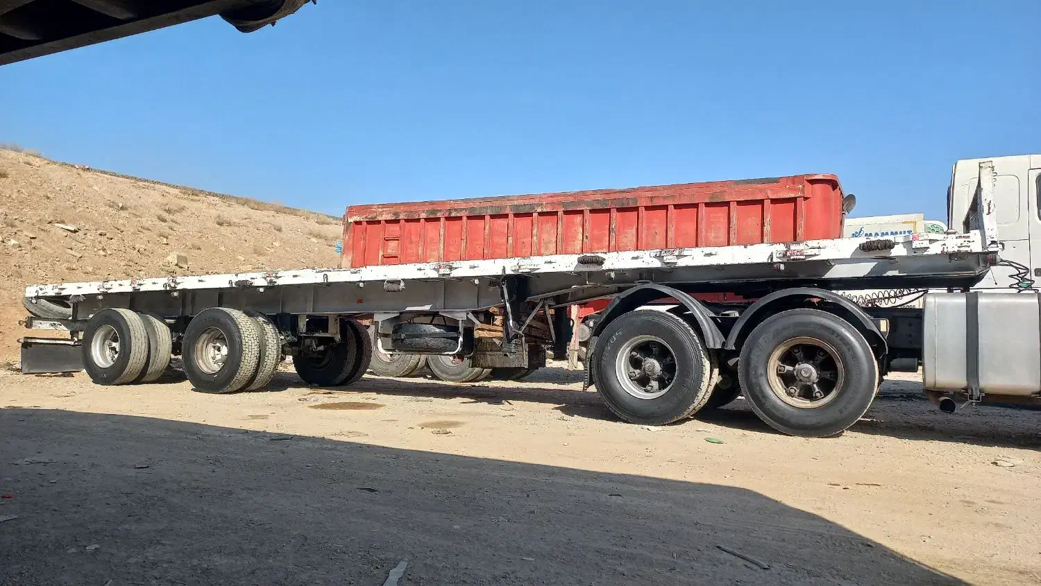 کفی تجاری ۱۲ متری|قطعات یدکی و لوازم جانبی|اصفهان, شهرک آزمایش|دیوار