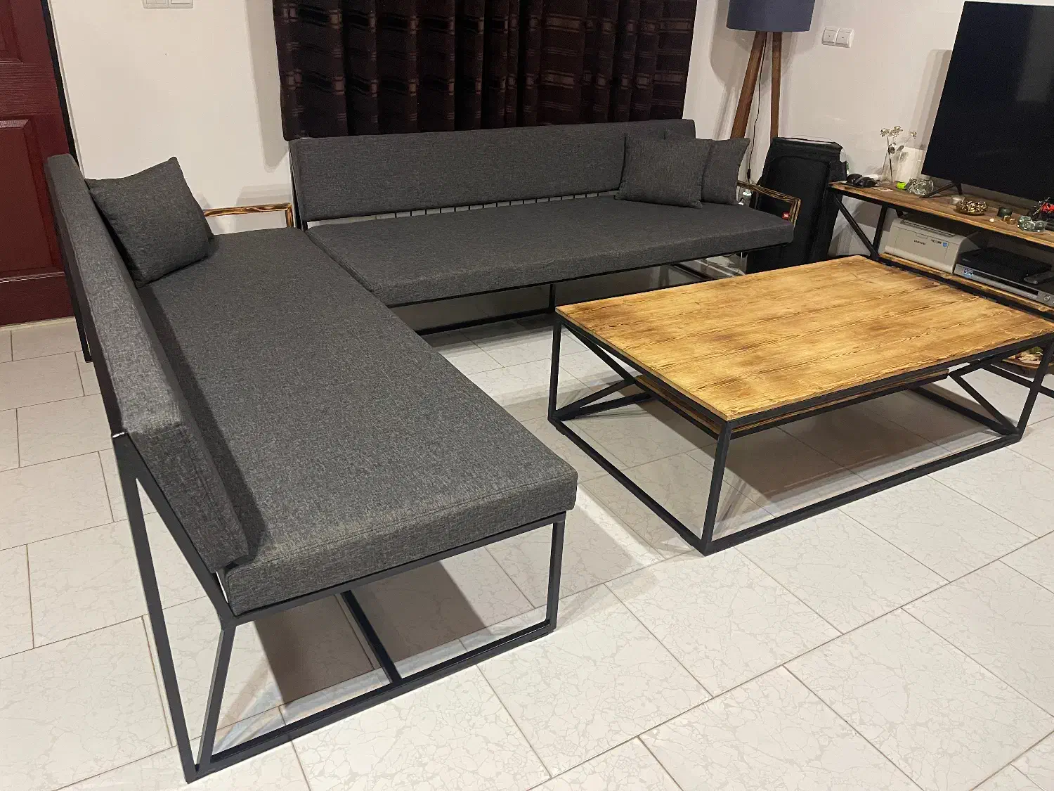 کاناپه|مبلمان خانگی و میز عسلی|رویان, |دیوار