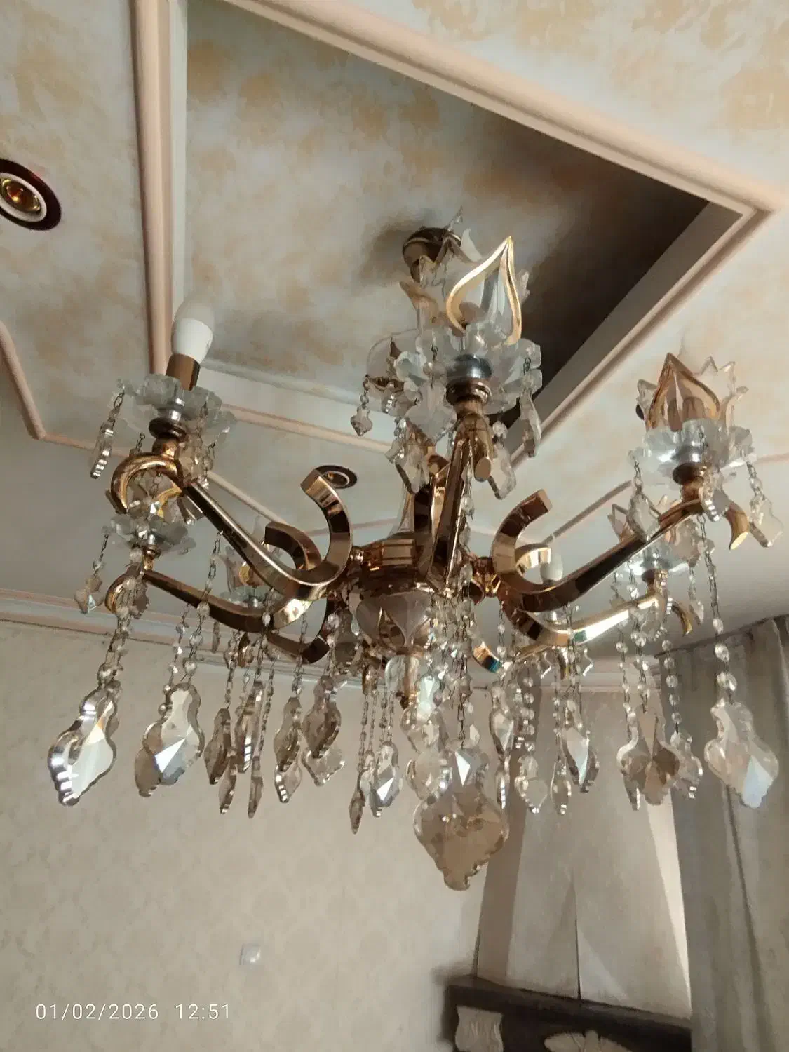 لوستر|لوستر و چراغ آویز|پاکدشت, پاکدشت (مامازند)|دیوار