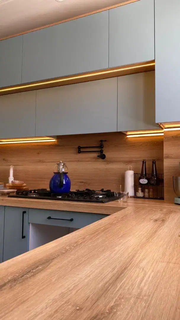 تهیه و تولید و نصب انواع کابینت و کمد|خدمات پیشه و مهارت|رشت, استادسرا|دیوار