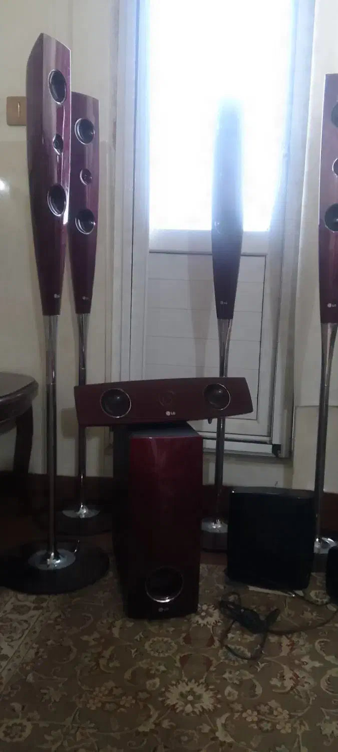 جاکفشی و سینما خانواده|جاکفشی، کمد، دراور|همدان, |دیوار