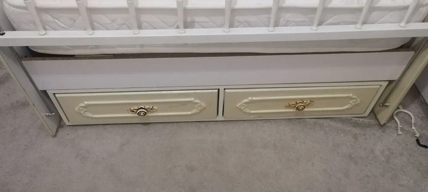 تخت خواب بچه|تخت و صندلی بچه|محمدشهر, ولدآباد|دیوار