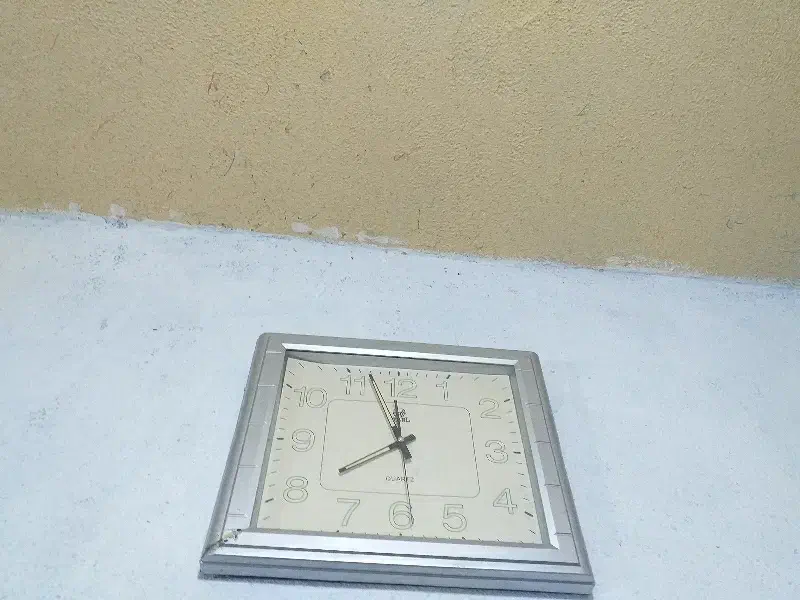 فروشی ارزان|ساعت دیواری و تزئینی|مرند, |دیوار