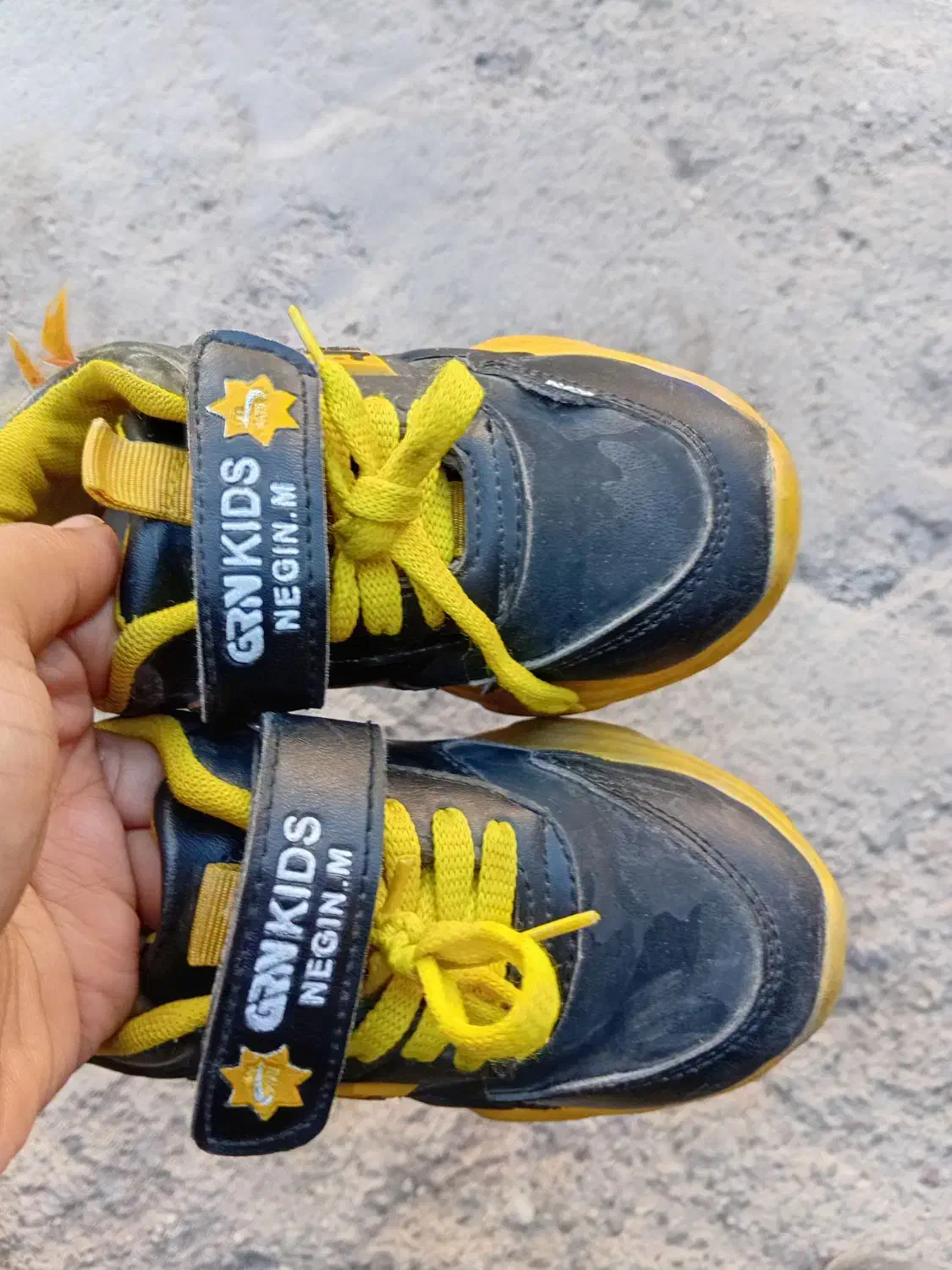 کفش|کفش و لباس بچه|جیرفت, |دیوار