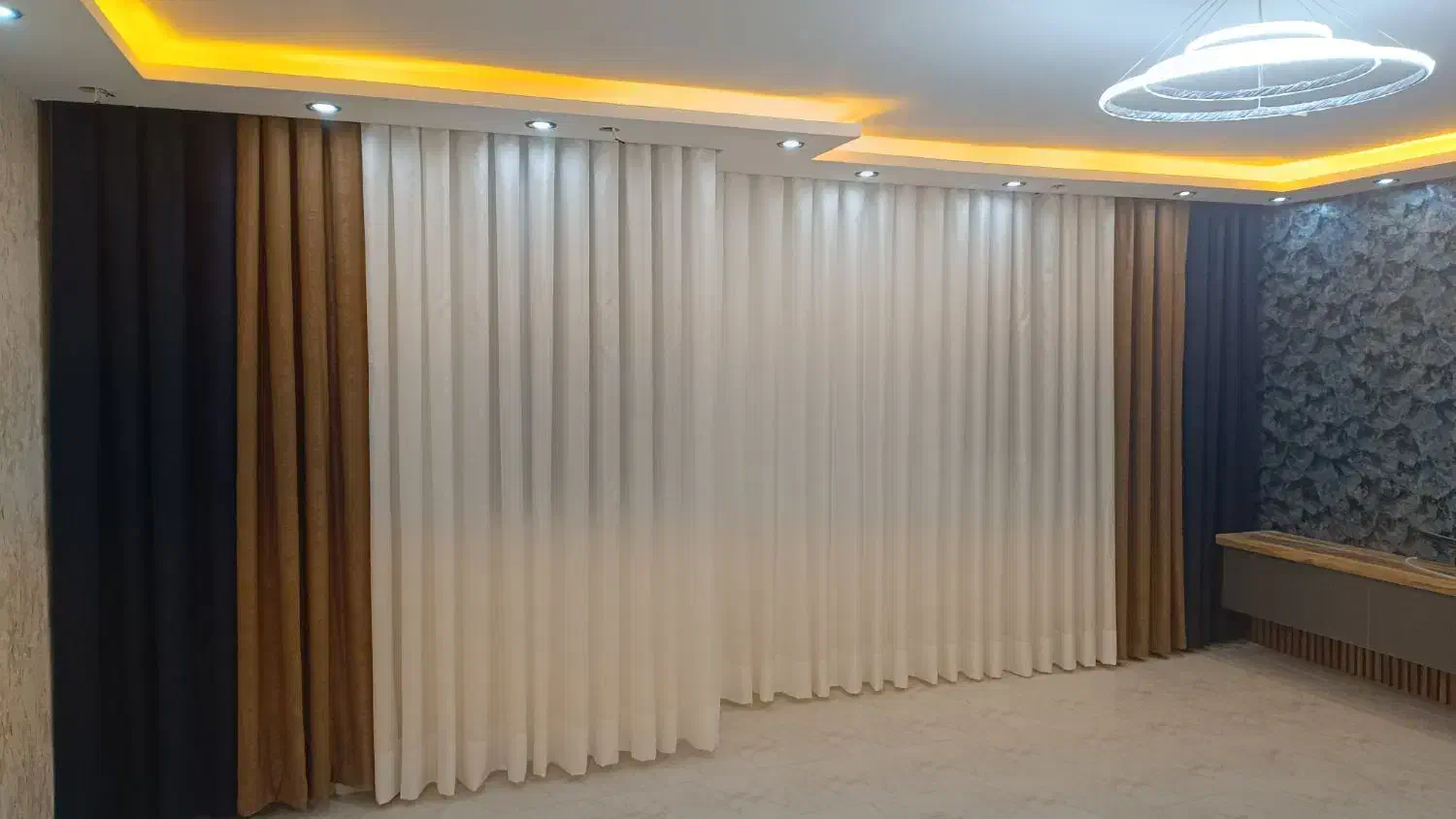 تولید انواع پرده آماده در ابعاد شما|پرده، رانر، رومیزی|گلبهار, شهر جدید گلبهار|دیوار