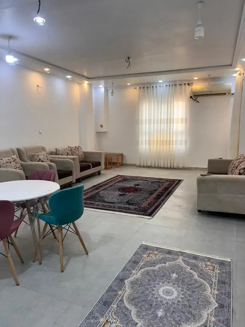 اجاره ماهانه  آپارتمان  تمیز ومرتب  نزدیک بازار|اجارهٔ کوتاه‌مدت آپارتمان و سوئیت|بندر گناوه, |دیوار