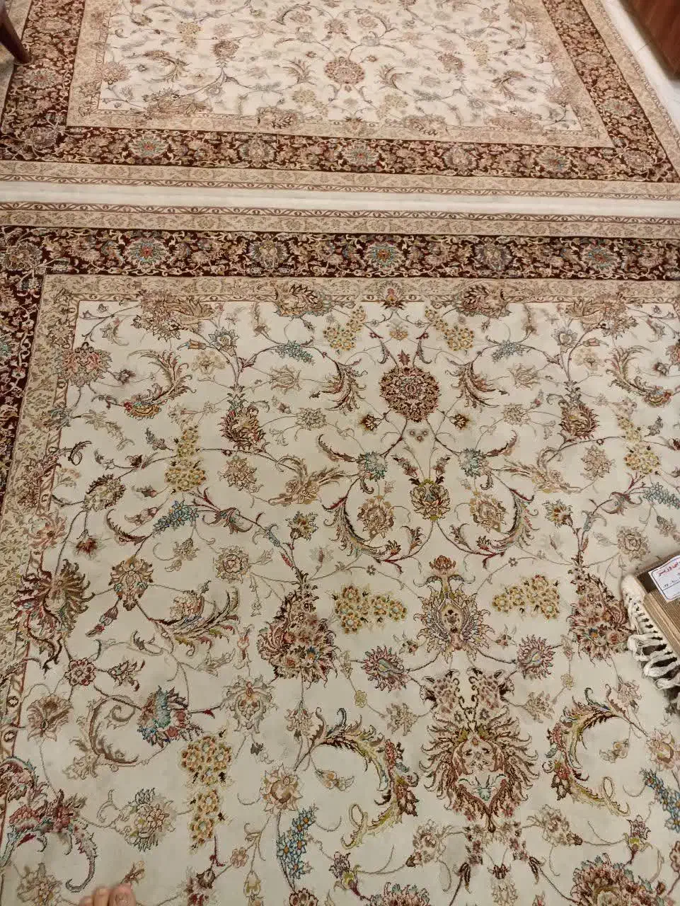 فرش|فرش|تهران, هلال احمر|دیوار