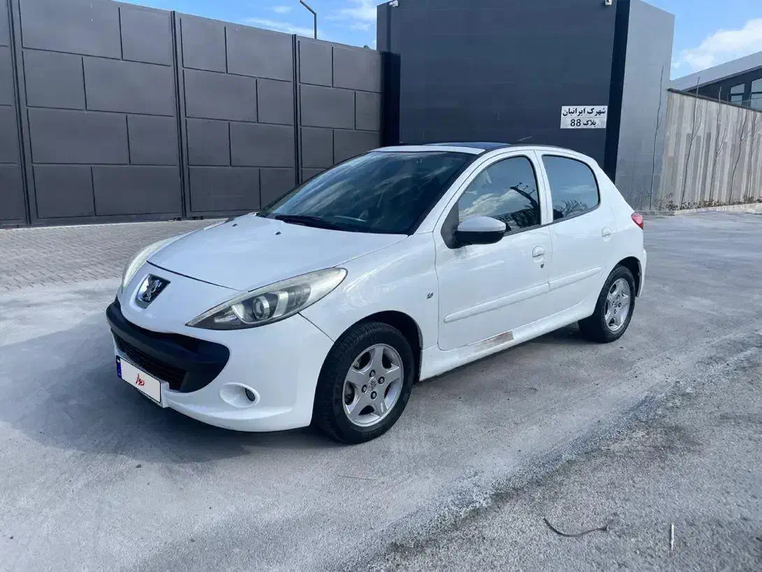 207پانا مدل ۱۴۰۰بی رنگ|خودرو سواری و وانت|ماهدشت, |دیوار