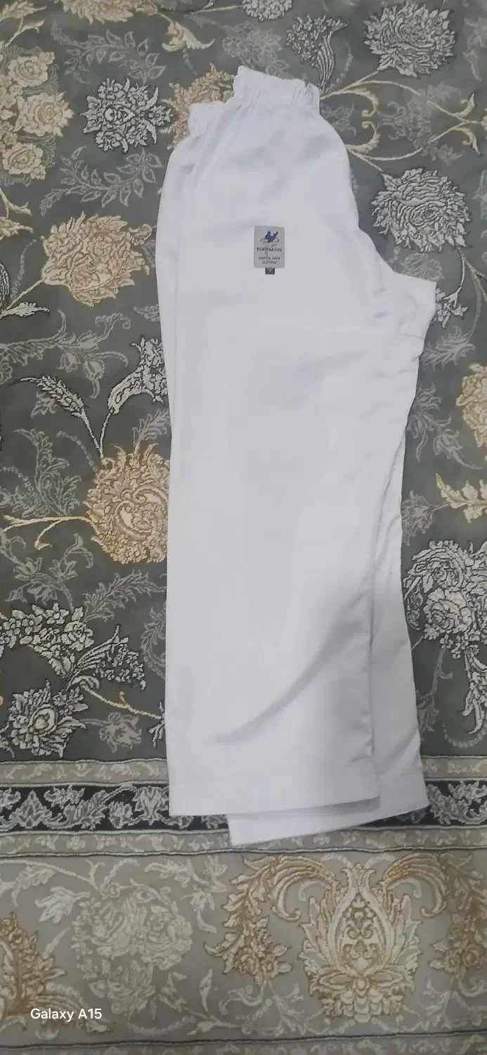 لباس کاراته|لباس|الیگودرز, |دیوار