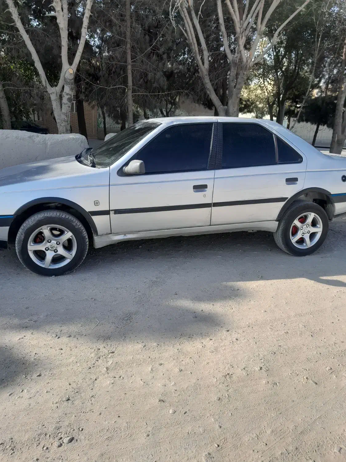 پژو 405 GLX - دوگانه سوز CNG، مدل ۱۳۸۸|خودرو سواری و وانت|اصفهان, خانه اصفهان|دیوار