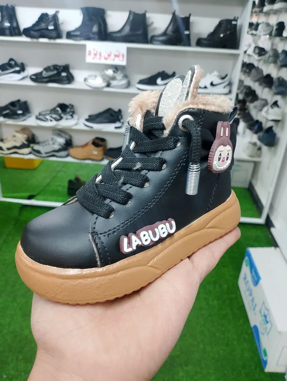 کفش نیم بوت بچه گانه دخترانه و پسرانه ساقدار اسپرت|کیف، کفش، کمربند|مشهد, ولیعصر (شهرک غرب)|دیوار