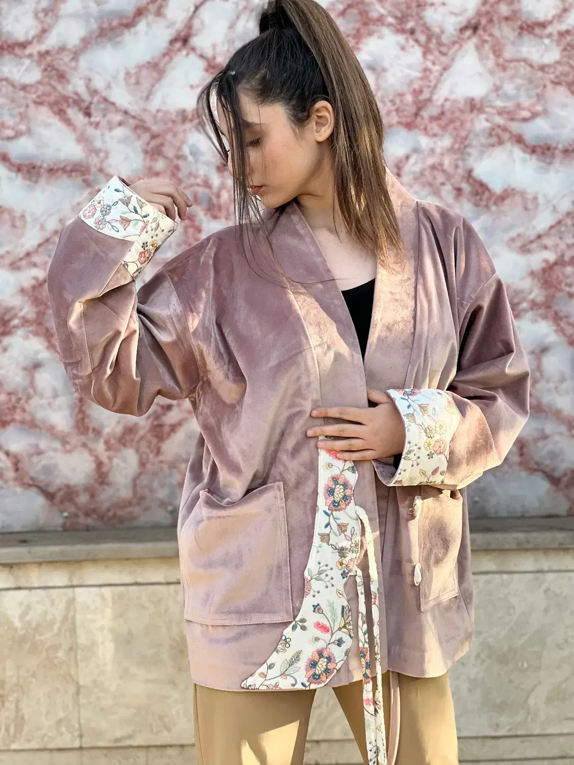 کت سوییت و مخمل گلدوزی شده|لباس|شاهینشهر, شهرک منازل چوبی|دیوار