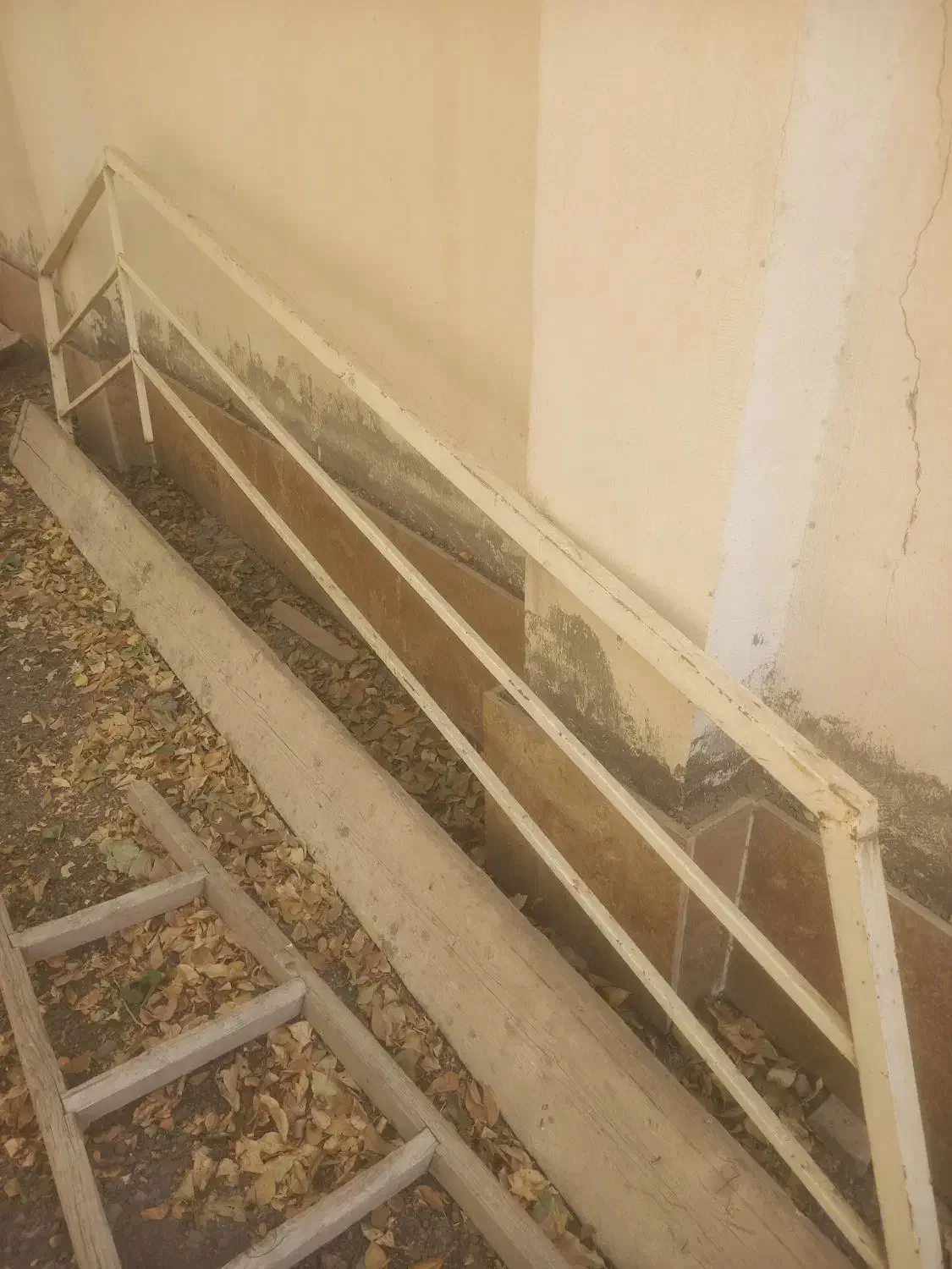 پله آهنی همراه حفاظ|مصالح و تجهیزات ساختمان|آبعلی, |دیوار