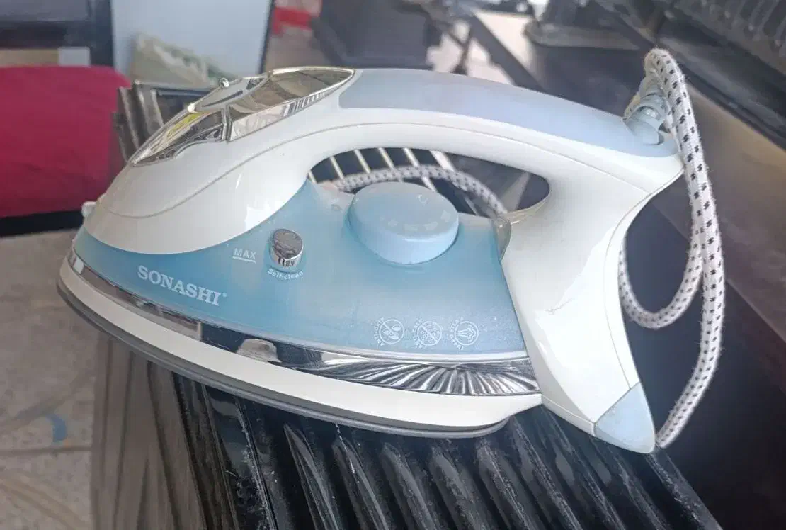 اتو بخار|اتو و لوازم اتو|صحنه, |دیوار