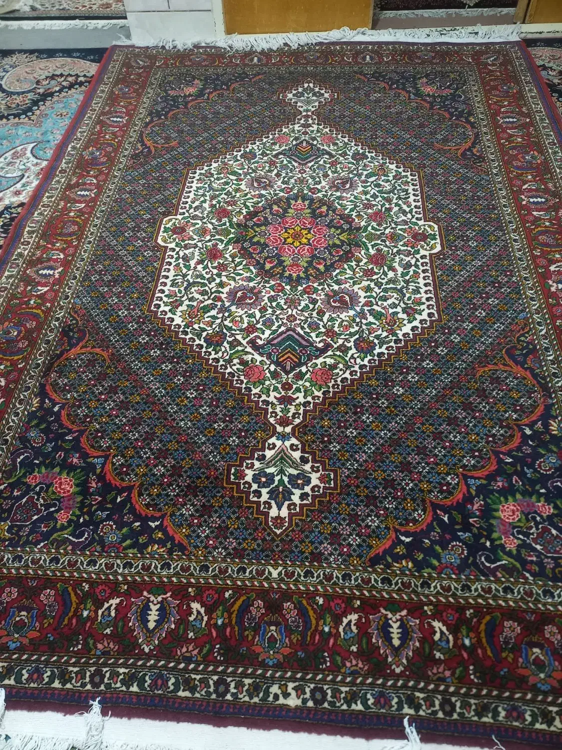 فرش دستباف|فرش|اصفهان, جلفا|دیوار