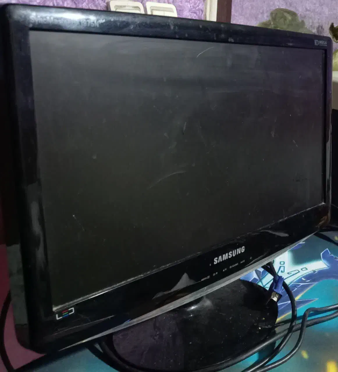 مانیتور Samsung SyncMaster BX1931N. عملکرد روان.|قطعات و لوازم جانبی رایانه|قم, نخودی|دیوار