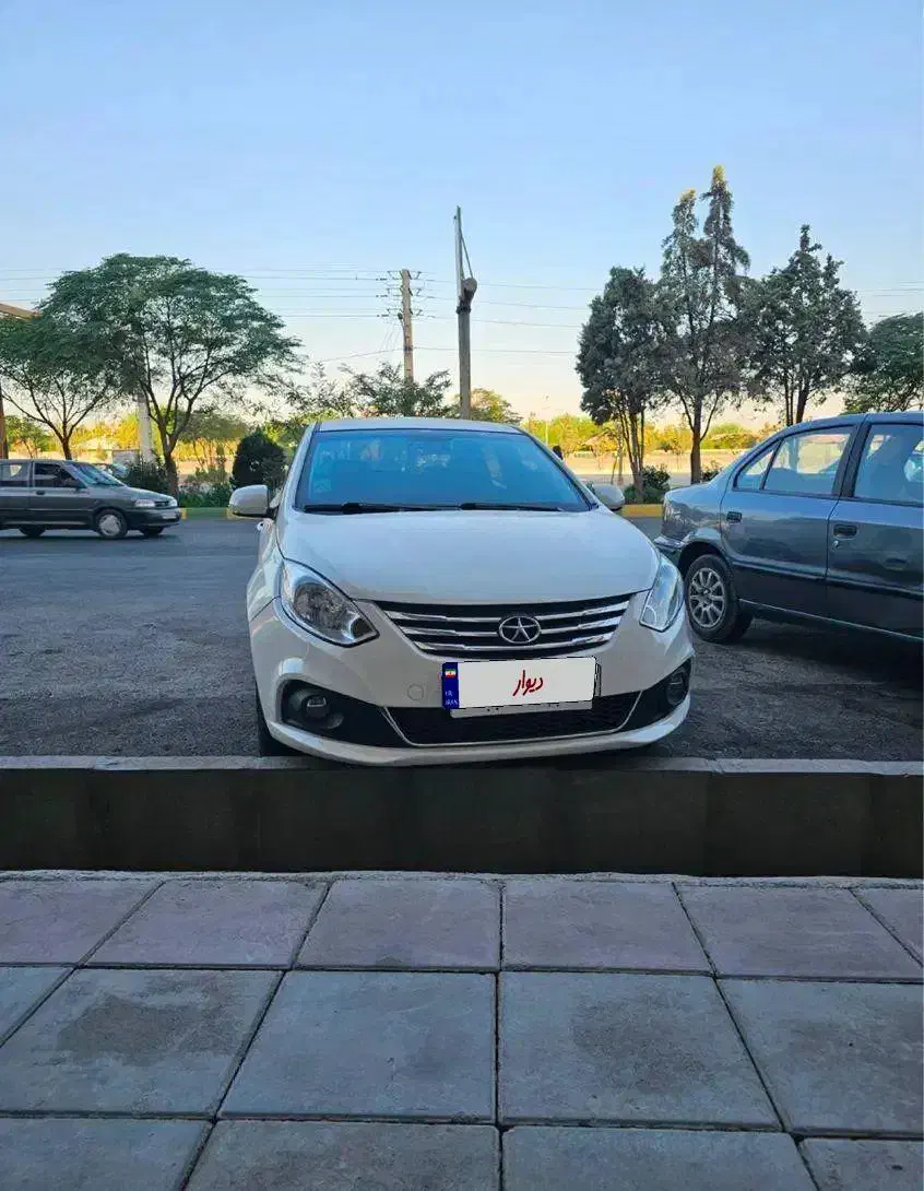 جک j4|خودرو سواری و وانت|همدان, |دیوار
