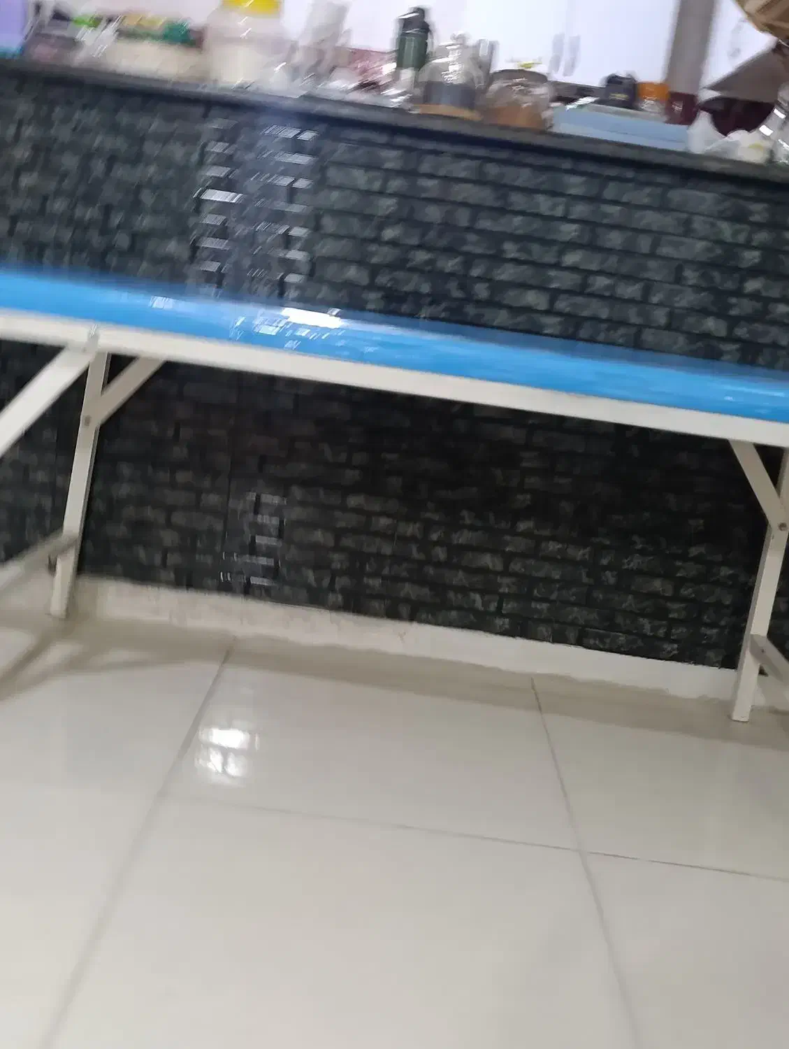 تخت کار|صندلی و نیمکت|تهران, شوش (باغ آذری)|دیوار