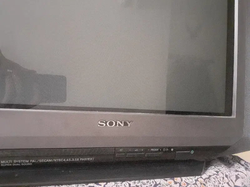 تلویزون سونی ۲۴ اینچ|تلویزیون و پروژکتور|تبریز, |دیوار