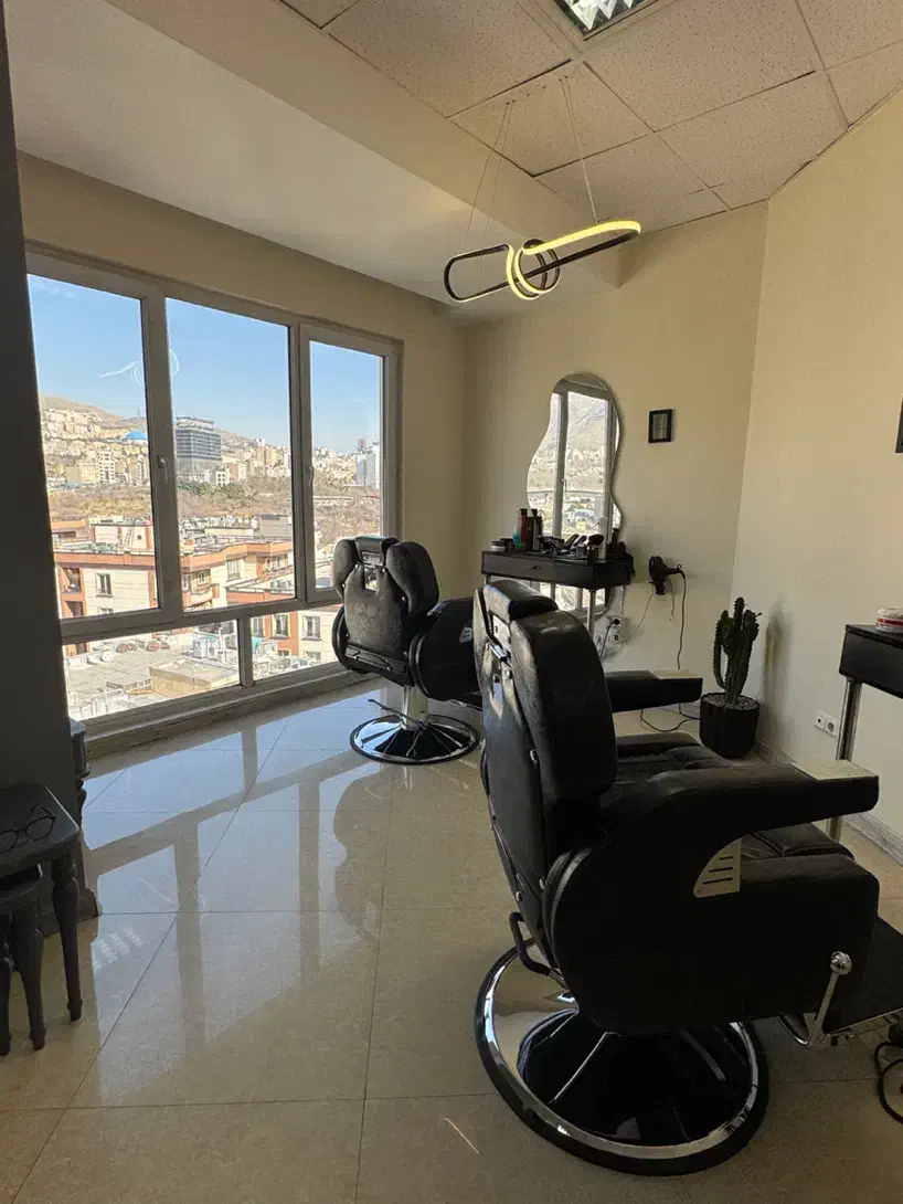 استخدام آرایشگر اجاره صندلی|استخدام درمانی، زیبایی، بهداشتی|تهران, ازگل|دیوار