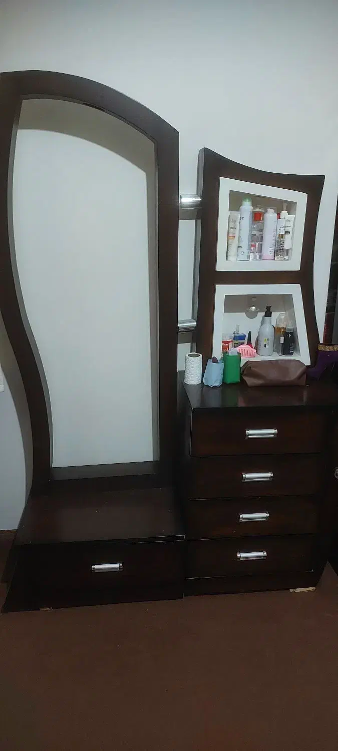 سرویس خواب|تخت و سرویس خواب|گلبهار, شهر جدید گلبهار|دیوار