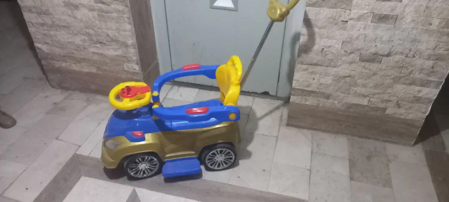 ماشین کودک|اسباب‌‌بازی|آستارا, |دیوار