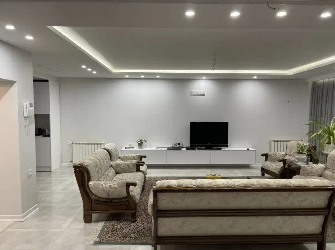 دوبلکس ۲۰۰ متری سه خواب صفاییه شهیدان اشرف|فروش خانه و ویلا|یزد, |دیوار