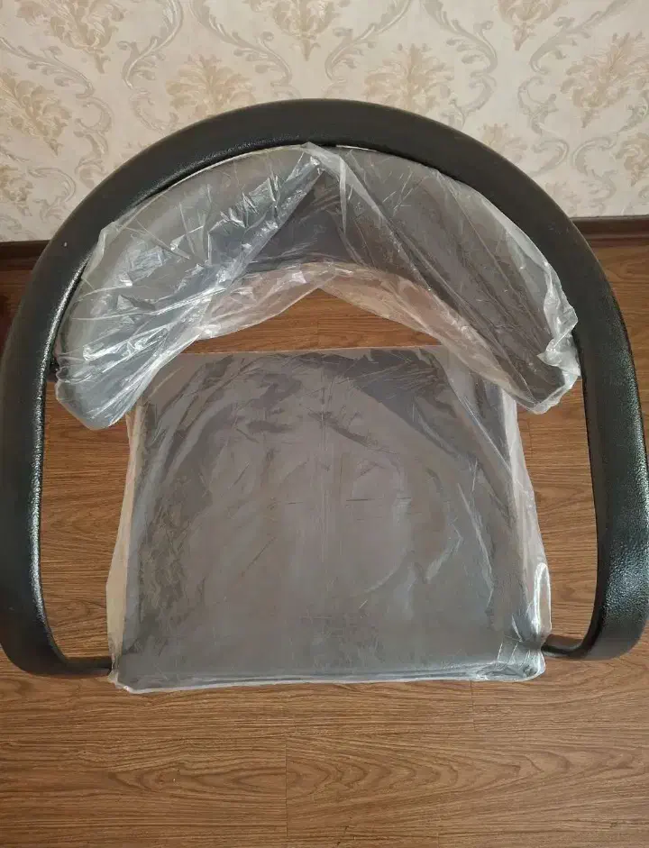 صندلی اداری نو|دفتر کار|الیگودرز, |دیوار