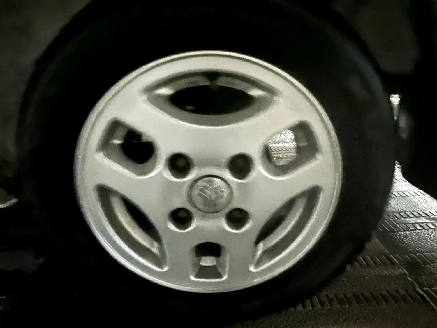 فروش فوری پراید 141 فول درحد صفر با رینگ اسپرت|خودرو سواری و وانت|اشنویه, |دیوار