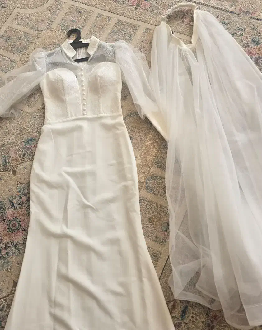 لباس عروس و فرمالیته با شنل|لباس|نجف‌آباد, هفده شهریور|دیوار