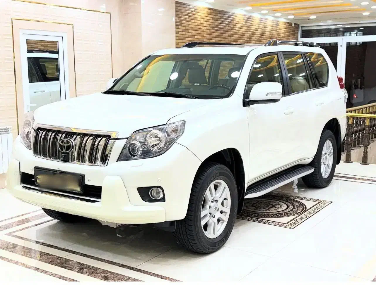 پرادو ۲۰۱۱|خودرو سواری و وانت|تهران, الهیه|دیوار