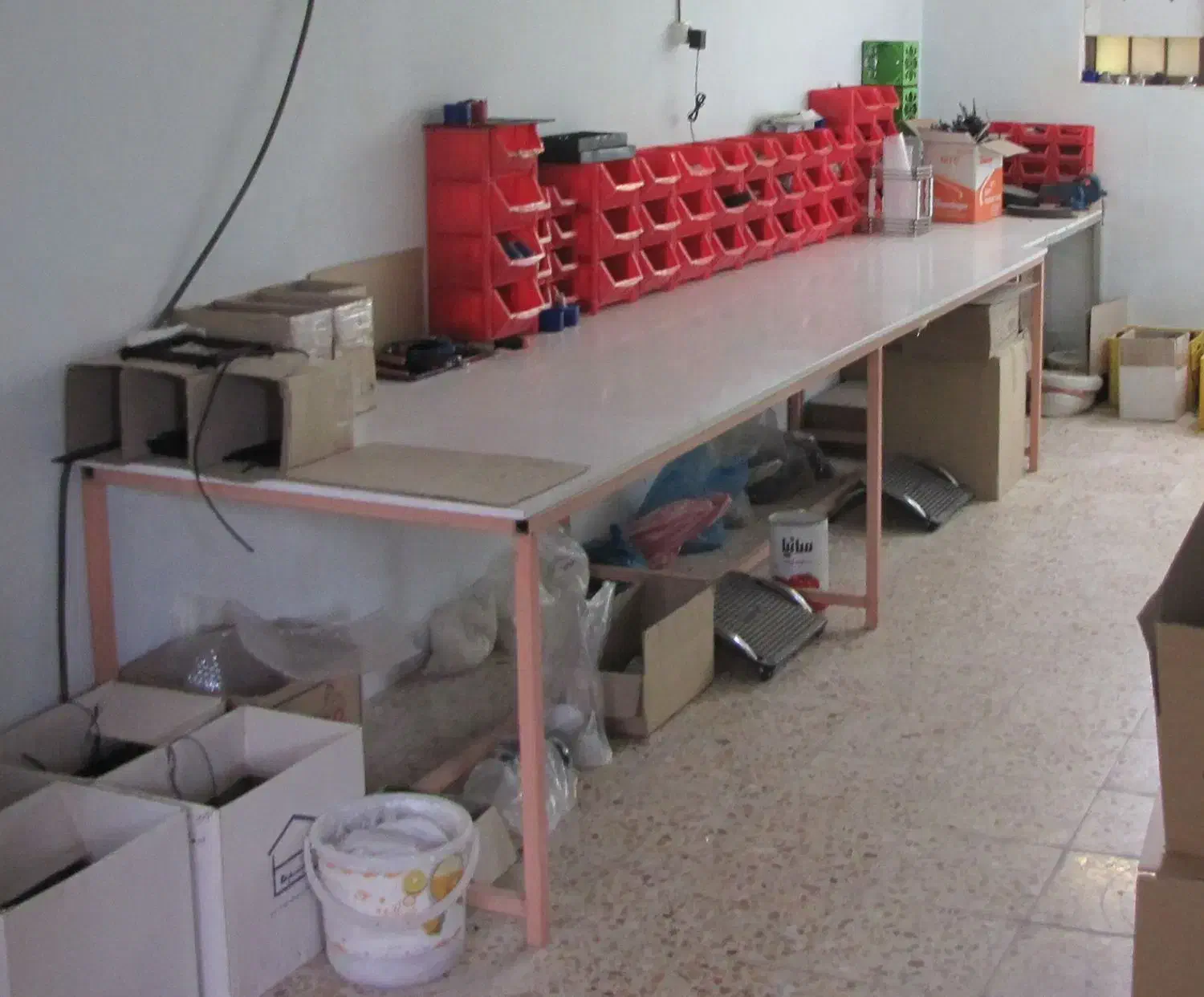 میز آهنی کارگاهی و مونتاژکاری|فروشگاه و مغازه|قم, بیست متری ولیعصر|دیوار