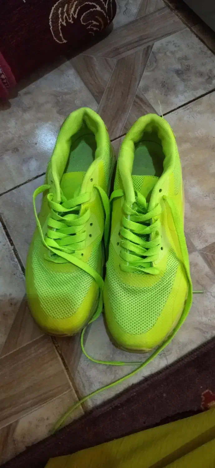 کفش کتونی و طبی نیم بوت|کیف، کفش، کمربند|رودهن, |دیوار