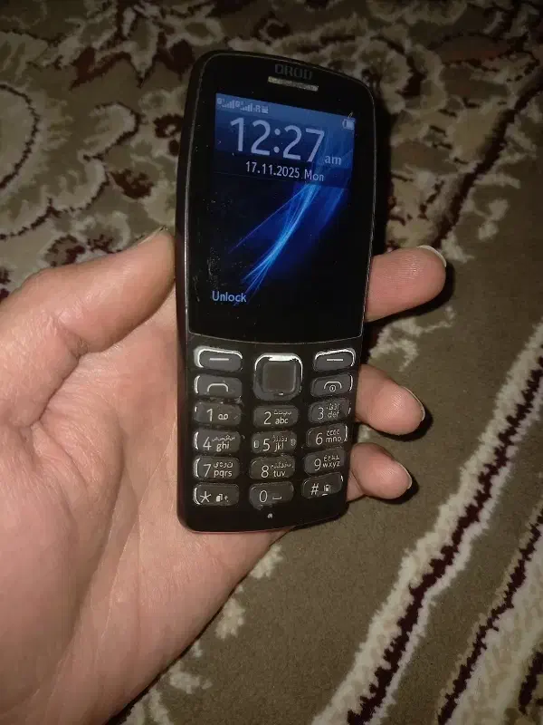 گوشی ساده صفحه بزرگ عالی|موبایل|گنبد کاووس, |دیوار