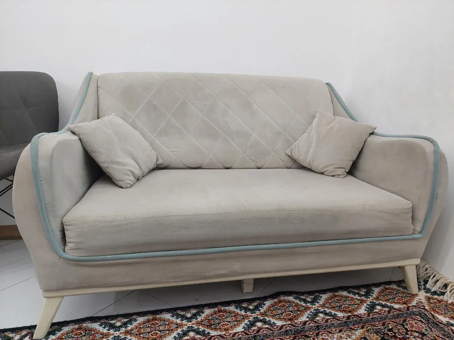 مبل هفت نفره همراه با عسلی|مبلمان خانگی و میز عسلی|تهران, جوادیه|دیوار