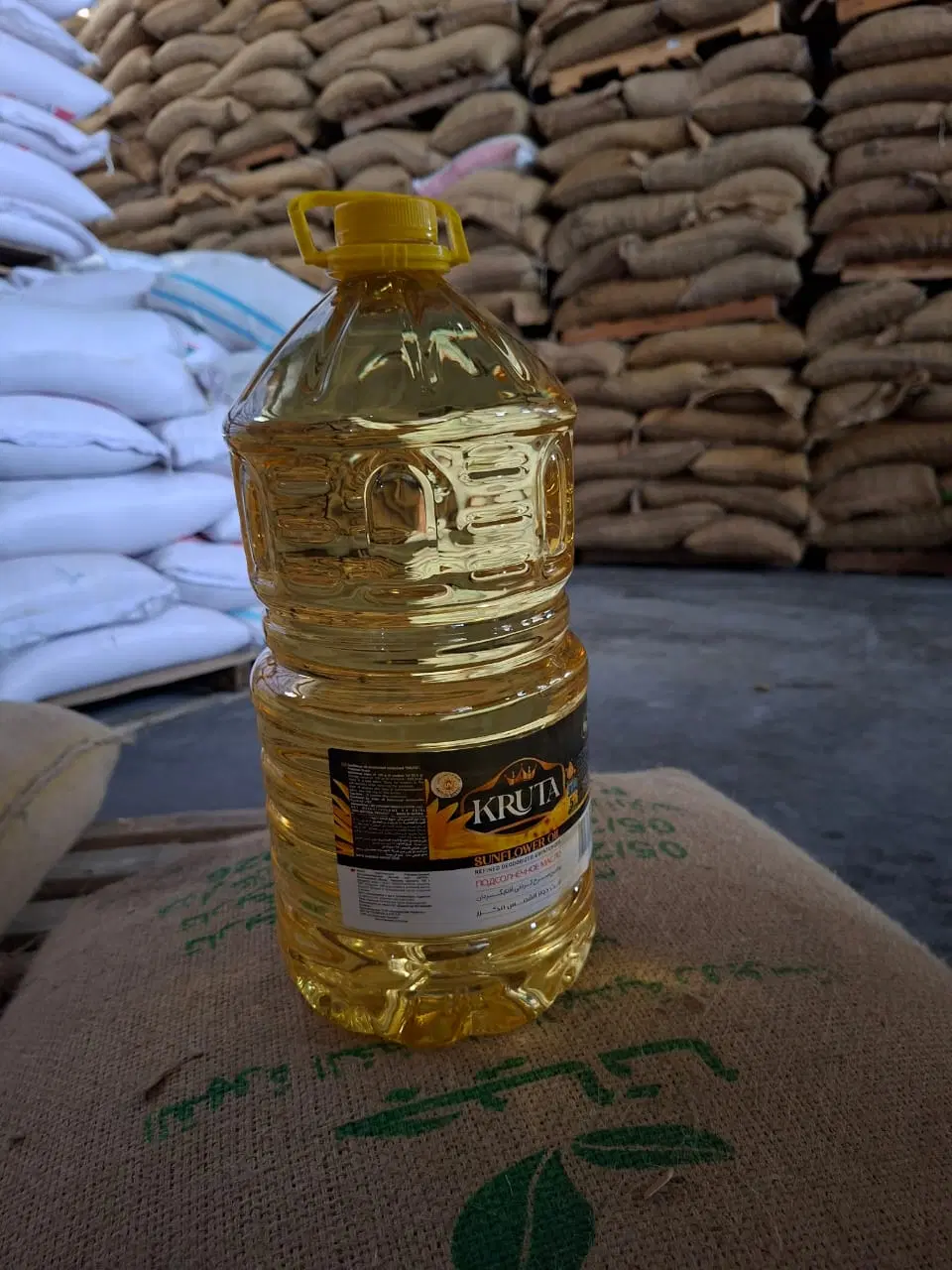 روغن آفتاب گردان ۵ کیلویی صددرصد خالص|عمدهفروشی|تهران, دروس|دیوار