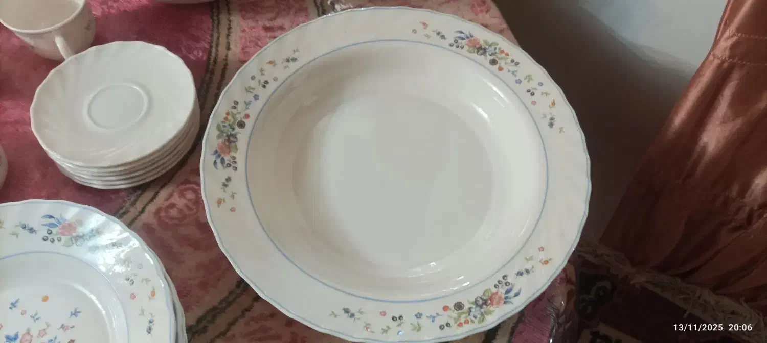 مارک اصل هستند|ظروف سرو و پذیرایی|بناب, |دیوار