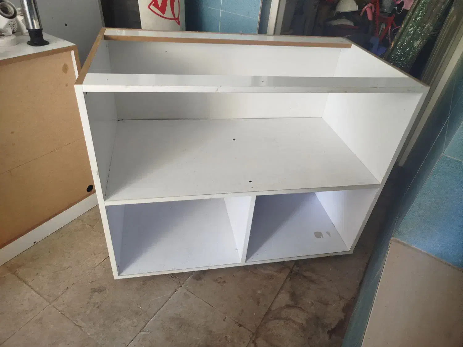 دکور ام دی آف بوفه باشگاه و چند عدد ورق ام دی اف|کتابخانه، شلف، قفسه‌های دیواری|صدرا-فارس, فاز ۱|دیوار