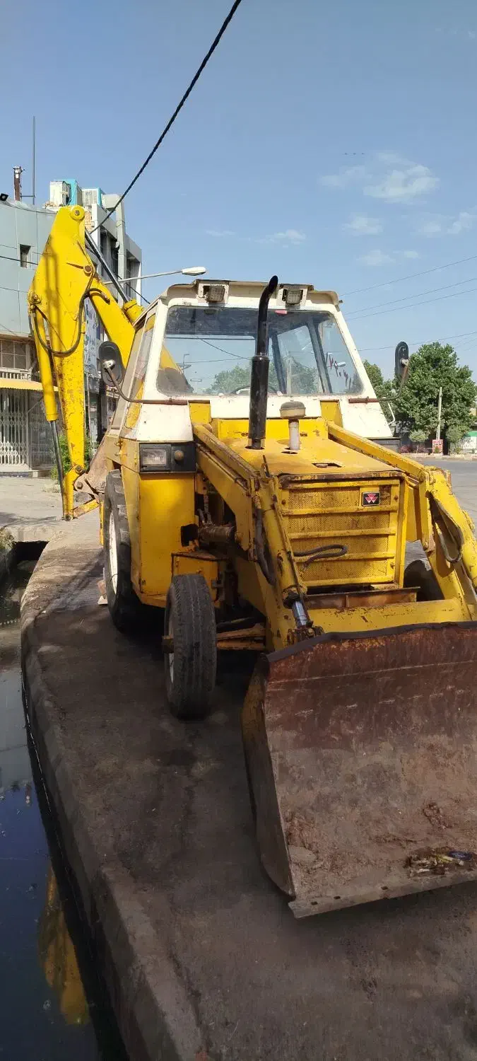 بیل  بکهو مدل ۷۲|خودرو سنگین|اندیشه, اندیشه فاز ۳|دیوار