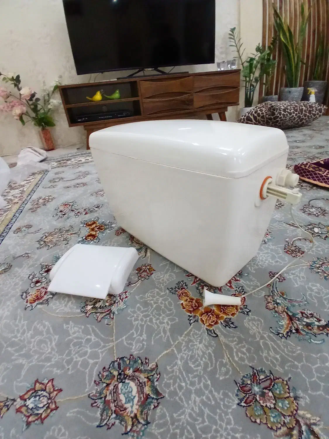 فلاش تانک سالم و نو|لوازم سرویس بهداشتی|مشهد, شاهد (شهرک غرب)|دیوار