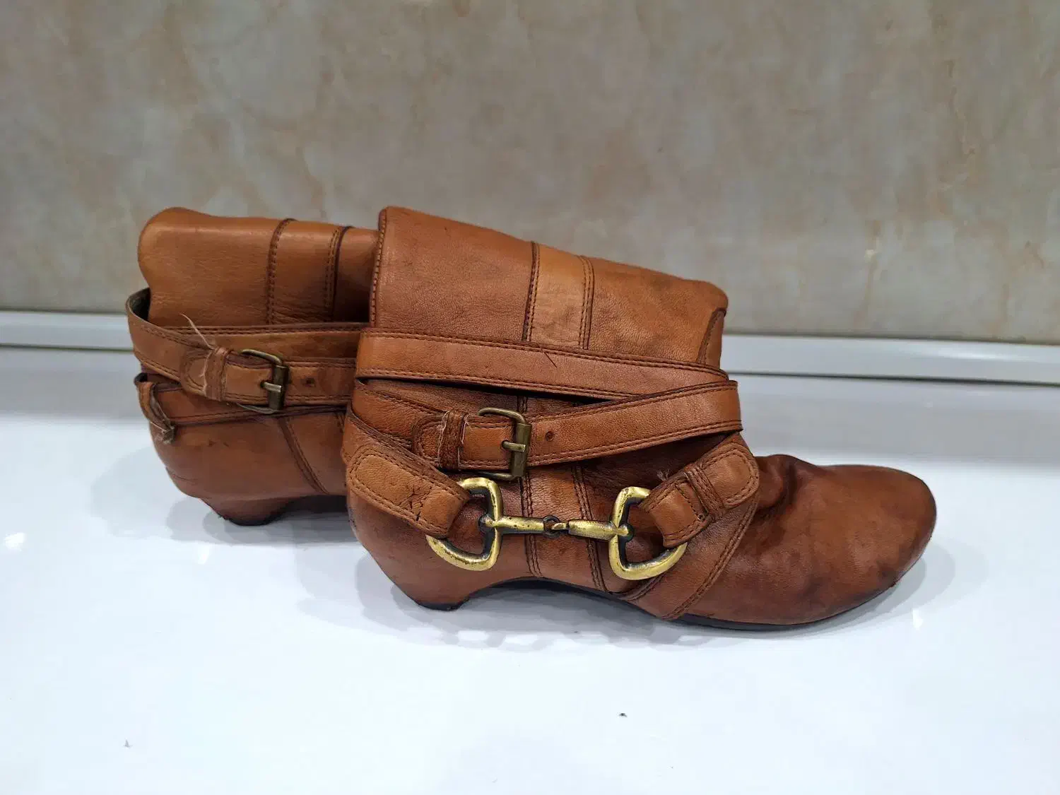 پوتین زنانه سایز ۳۷ چرم اصل|کیف، کفش، کمربند|رشت, پاستوریزه|دیوار