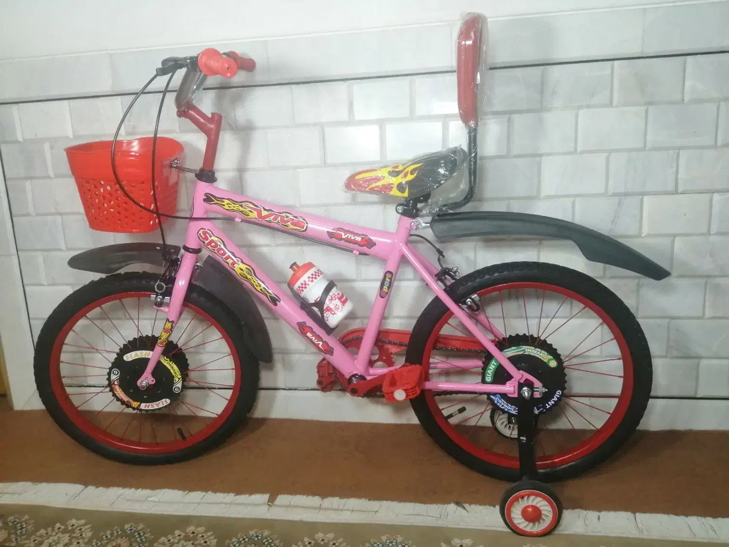 دوچرخه ۲۰ تمیز و زیبا برای دختر گلم|دوچرخه، اسکیت، اسکوتر|نجفآباد, یزدانشهر|دیوار