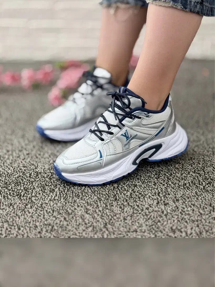 کتونی با کیفیت بالا|کیف، کفش، کمربند|تهران, بازار|دیوار