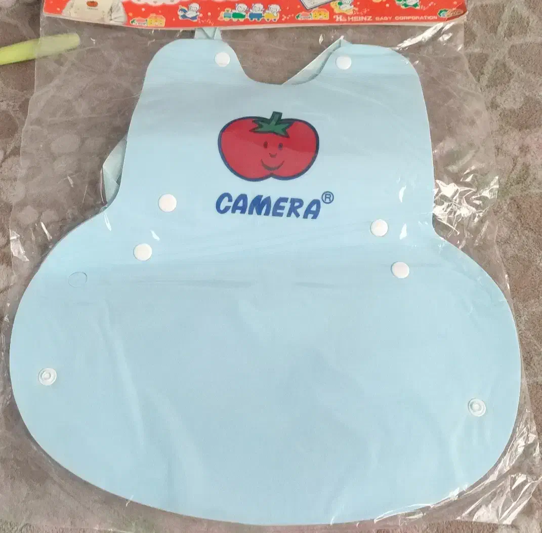 پیش بندغذای کودک|اسباب و اثاث بچه|سبزوار, قاضی زاد|دیوار