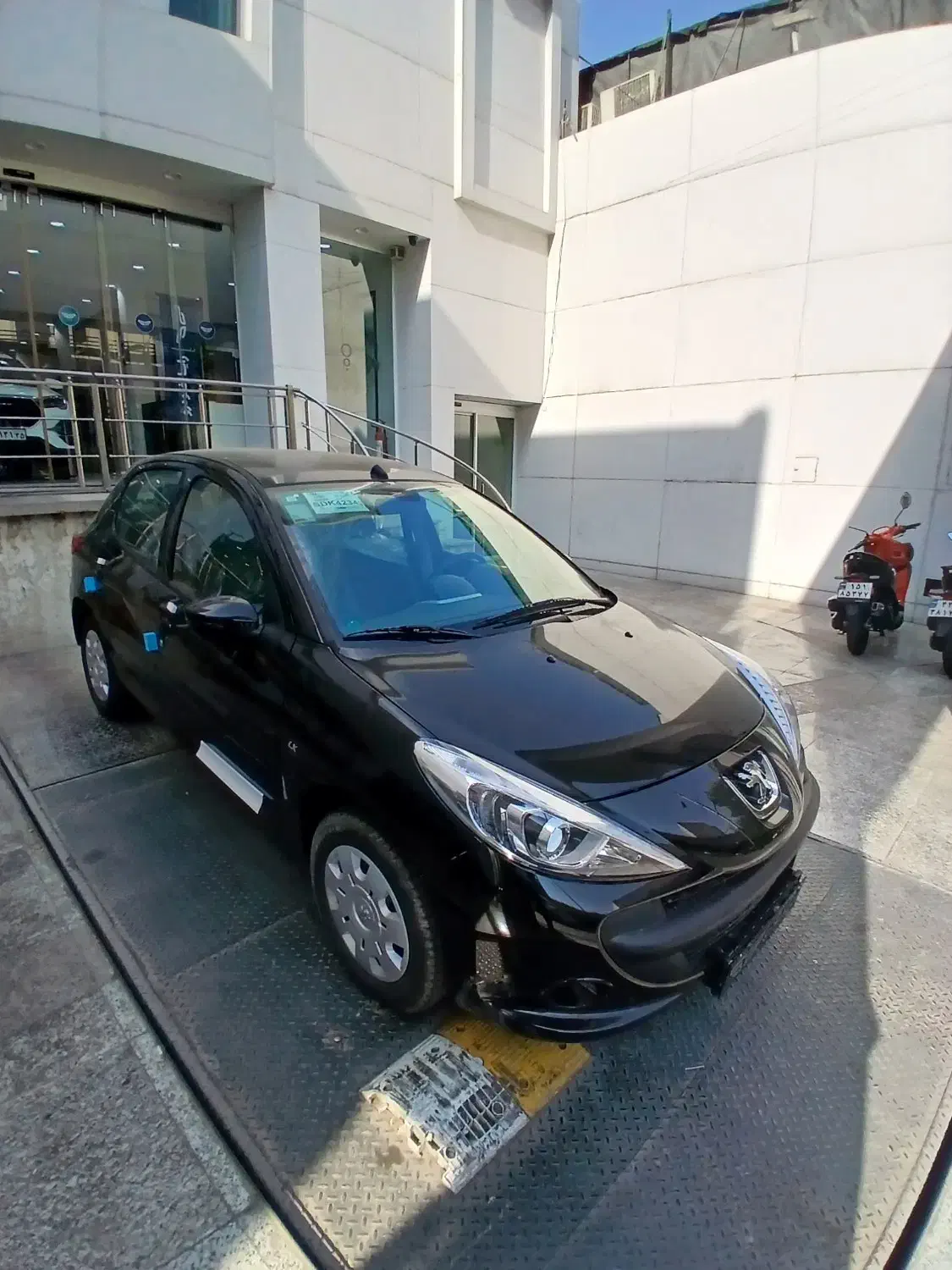 207 مشکی نقد و اقساط مدل 1404|خودرو سواری و وانت|تهران, جردن|دیوار